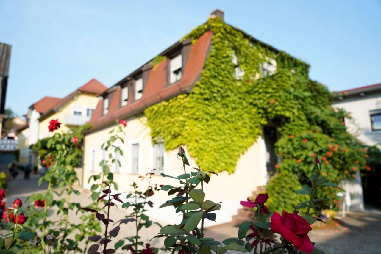 Weingut Martin Blass Erlabrunn  Экстерьер фото